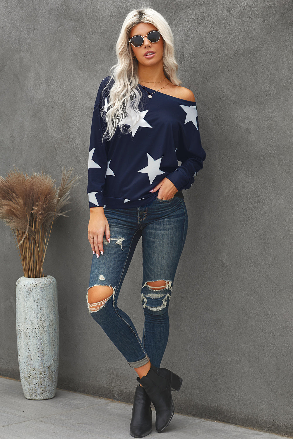 Star Print Long Sleeve Sweatshirt Trendsi