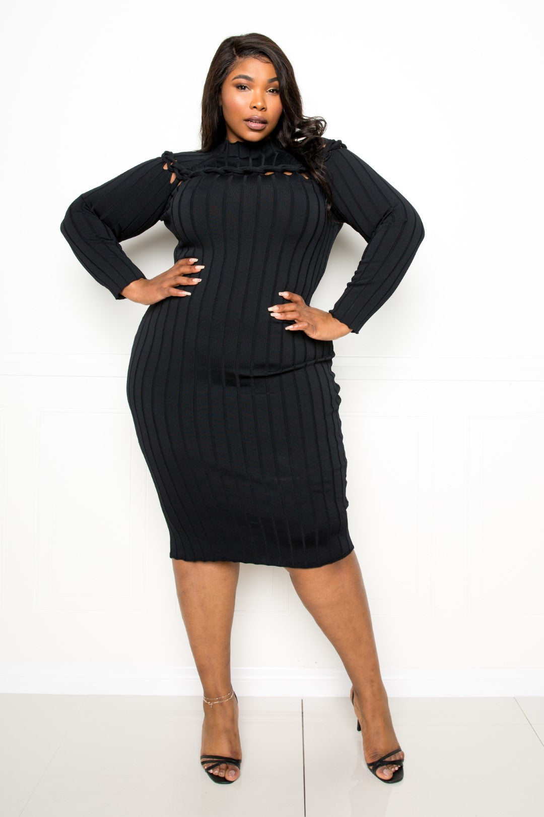 Bodycon Sweater Dress With Knot Detail - Black / 1XL Dress Girl Code