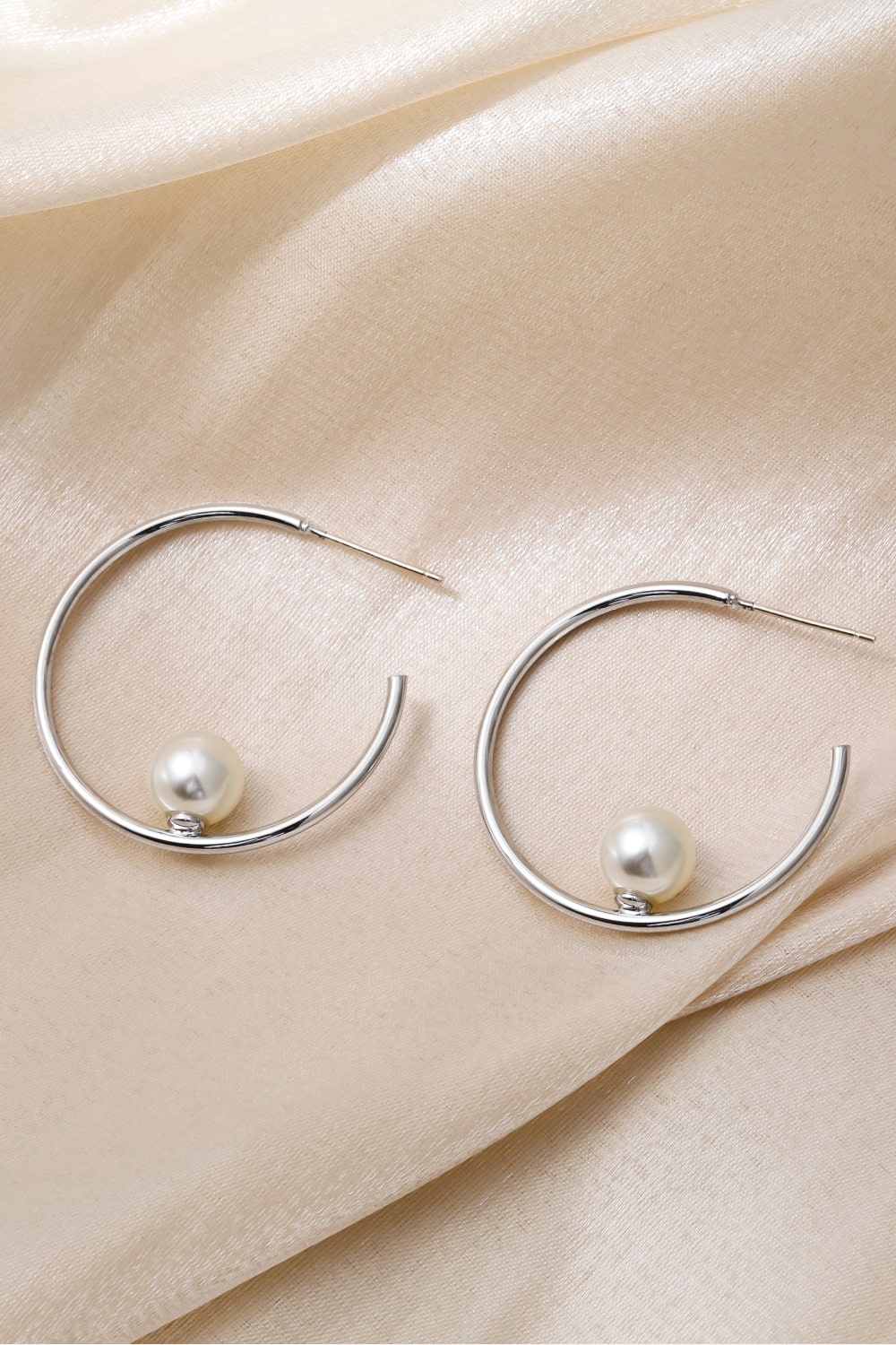 Pearl C-Hoop Earrings Trendsi