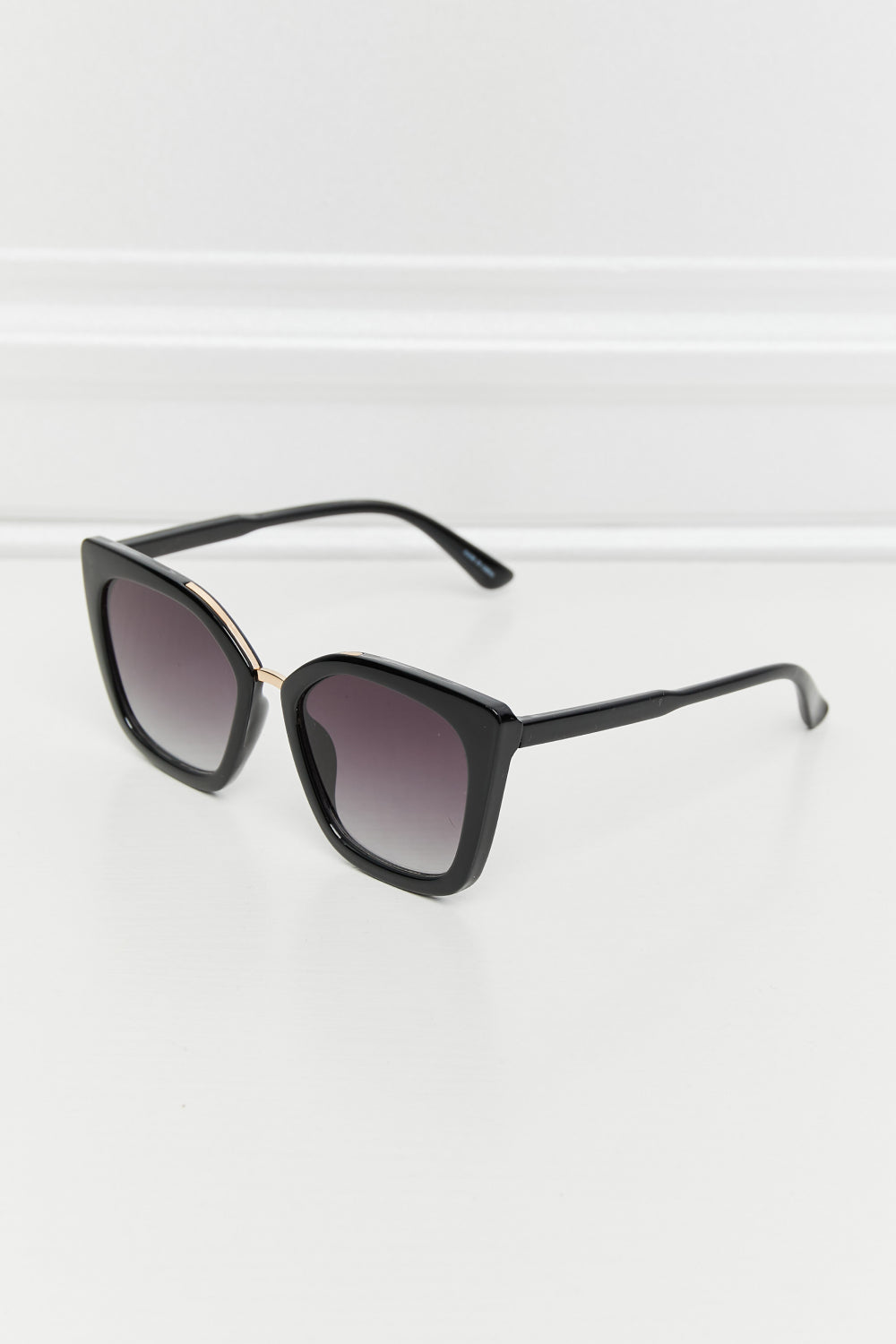 Cat Eye Full Rim Polycarbonate Sunglasses - Black / One Size Girl Code